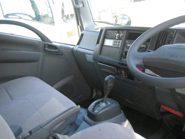 いすゞ エルフ 小型 冷蔵冷凍バン TPG-NLR85AN(101936) 30枚目