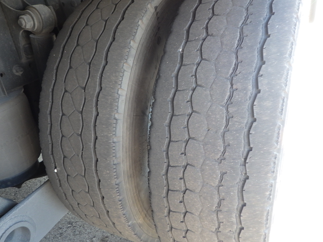 日野 プロフィア 大型 ウィング 2DG-FW1AHG(101938) 50枚目