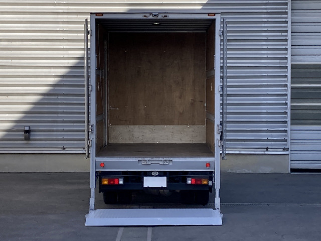 日産自動車 アトラス 小型 バン 2RG-FEAVW(101965) 5枚目