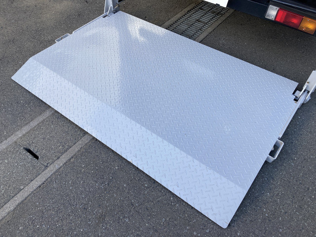 日産自動車 アトラス 小型 バン 2RG-FEAVW(101965) 6枚目