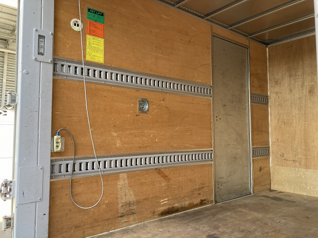 日産自動車 アトラス 小型 バン 2RG-FEAVW(101965) 23枚目