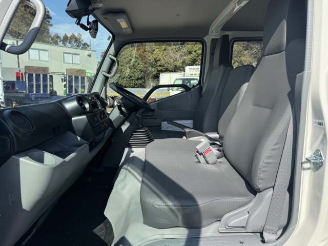 トヨタ ダイナ 小型 Wキャブ 3BF-TRY230(101974) 28枚目