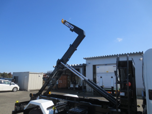 三菱ふそう ファイター 中型 コンテナ専用車 2KG-FK72F(101977) 12枚目