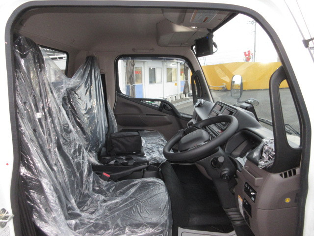 三菱ふそう キャンター 小型 平ボディ（クレーン付） 2PG-FEB80(101975) 26枚目