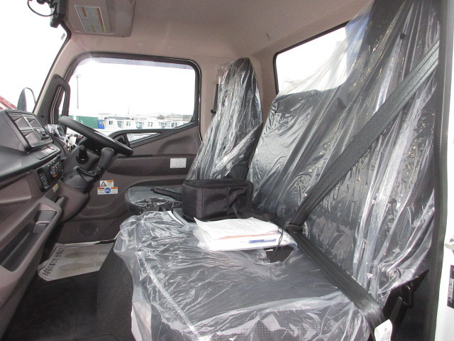 三菱ふそう キャンター 小型 平ボディ（クレーン付） 2PG-FEB80(101975) 31枚目