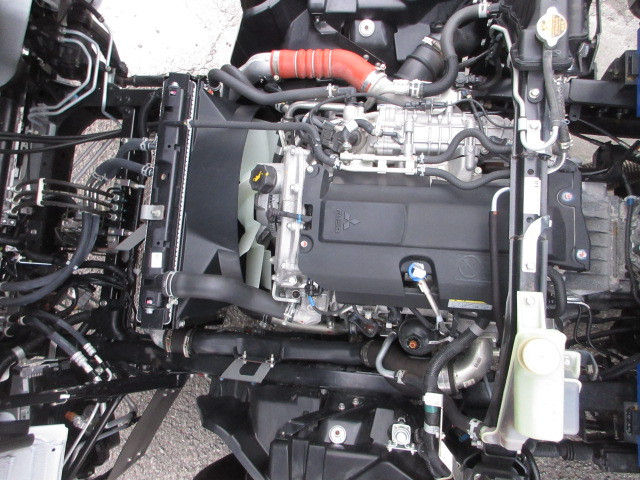 三菱ふそう キャンター 小型 平ボディ（クレーン付） 2PG-FEB80(101975) 33枚目