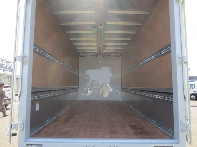 三菱ふそう キャンター 小型 ウィング 2PG-FEB90(101978) 12枚目