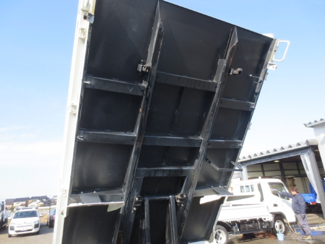 Isuzu elf Small Soil dump 2RG-NJR88AN(101979) 12枚目