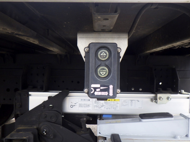 Isuzu elf Small Box body 2RG-NPR88AN(101983) 31枚目