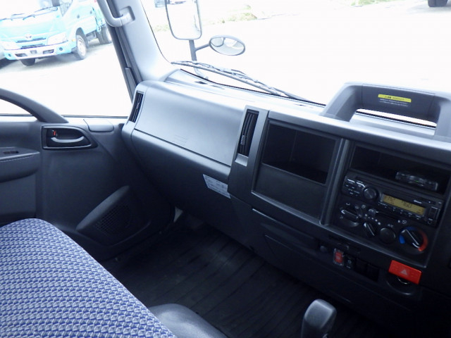 Isuzu elf Small Box body 2RG-NPR88AN(101983) 48枚目