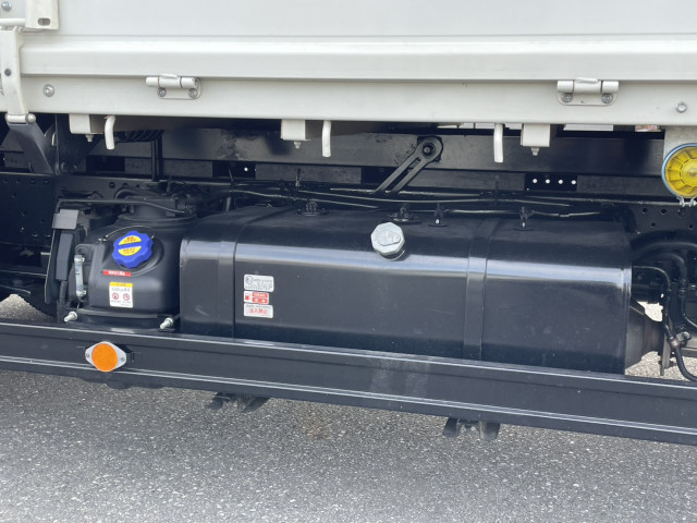 Isuzu elf Small Flat body 2RG-NPR88AR(101987) 17枚目