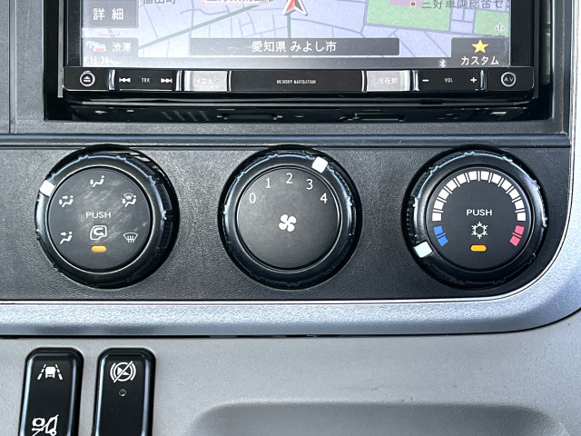 三菱ふそう キャンター 小型 平ボディ 2TG-FBA00(101988) 20枚目