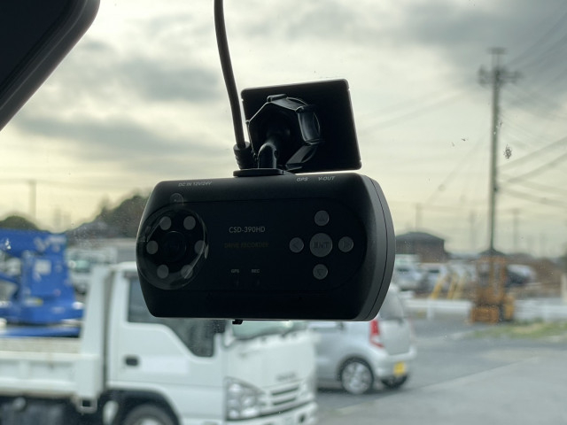 Isuzu elf Small Flat body 2RG-NPR88AR(101987) 33枚目