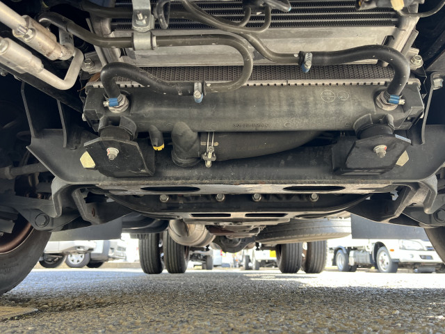 三菱ふそう キャンター 小型 平ボディ 2TG-FBA00(101988) 30枚目