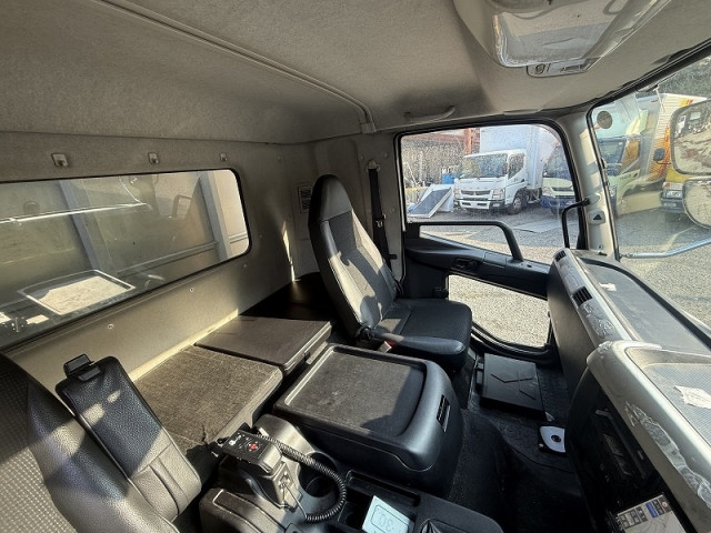 三菱ふそう ファイター 中型 ウィング 2KG-FK65F(101990) 31枚目