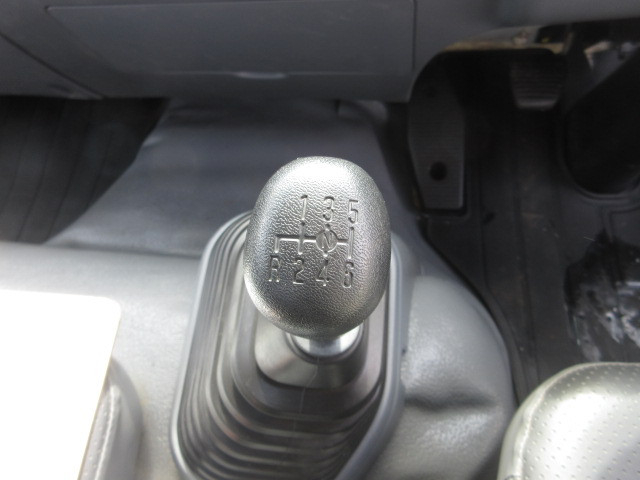 Isuzu forward Middle Arm roll trucks 2RG-FRR90S2(101991) 30枚目