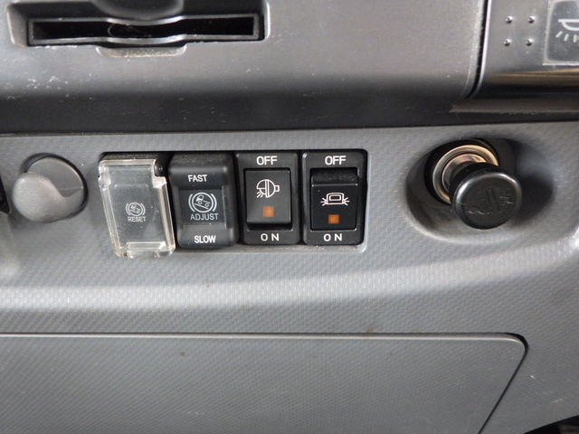 Isuzu forward Middle Wing body 2RG-FRR90T2(102001) 29枚目