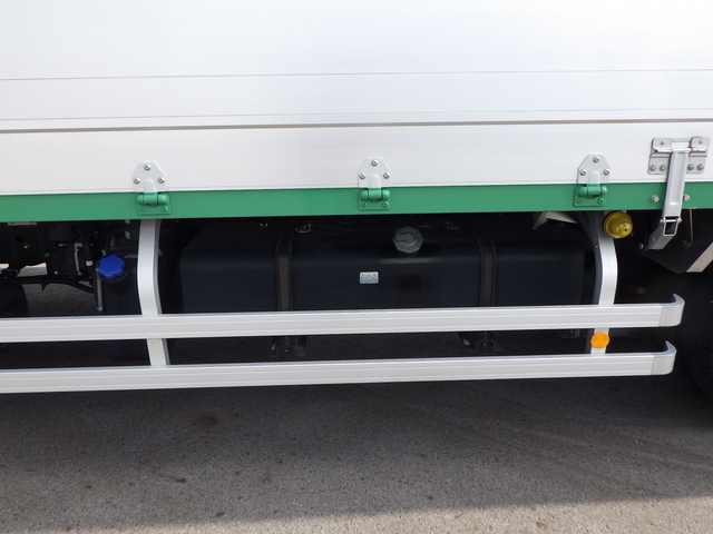 Isuzu forward Middle Wing body 2RG-FRR90T2(102001) 32枚目