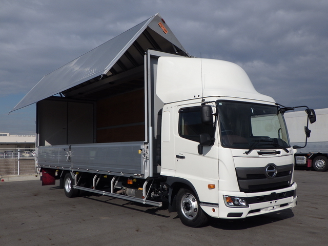 日野 レンジャー 中型 ウィング 2PG-FD2ABG(102002) 1枚目