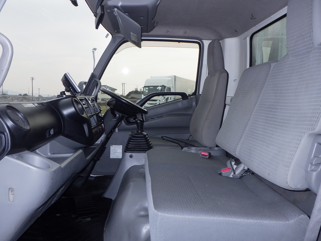 トヨタ ダイナ 小型 幌車（ウィング式） TKG-XZU710(102004) 24枚目