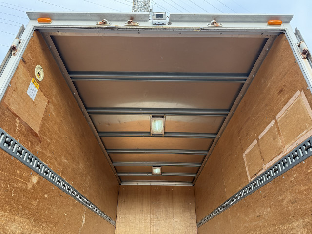 三菱ふそう キャンター 小型 バン TKG-FEA50(102062) 6枚目