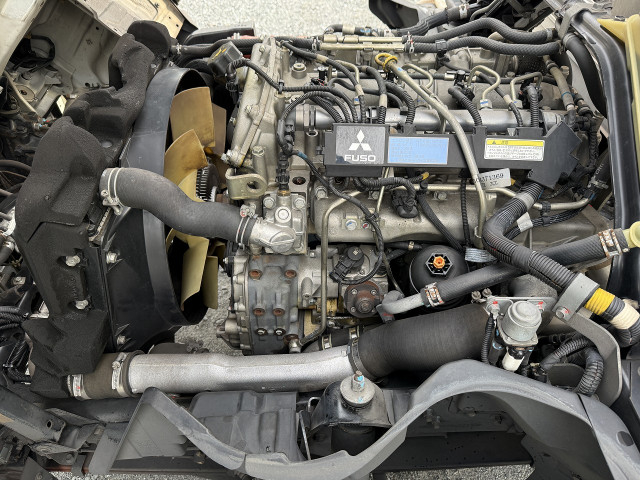 三菱ふそう キャンター 小型 バン TKG-FEA50(102062) 33枚目