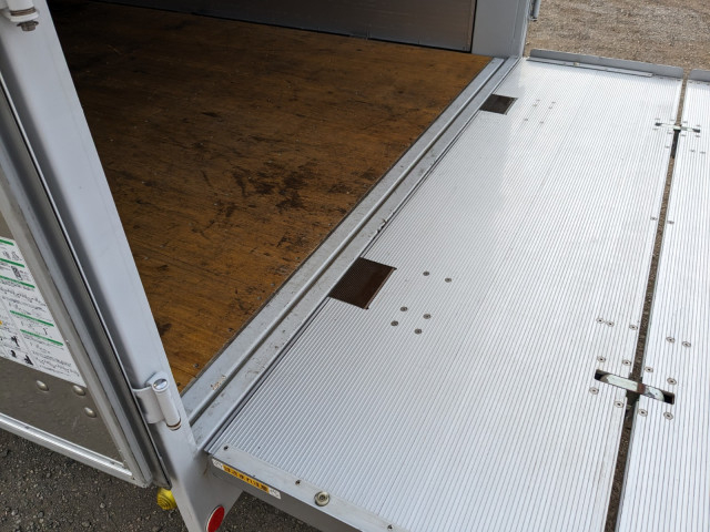 日野 レンジャー 中型 ウィング 2KG-FD2ABG(102067) 13枚目