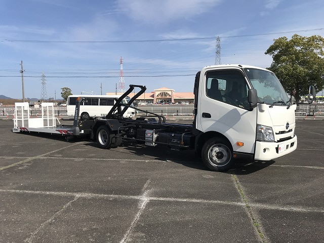 日野 デュトロ 小型 キャリアカー 2KG-XZU722M(102070) 3枚目