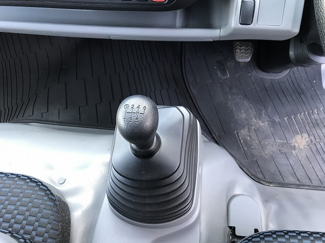 日野 デュトロ 小型 キャリアカー 2KG-XZU722M(102070) 27枚目