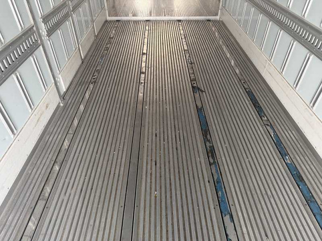 日野 プロフィア 大型 冷蔵冷凍バン 2DG-FW1AHG(102072) 13枚目