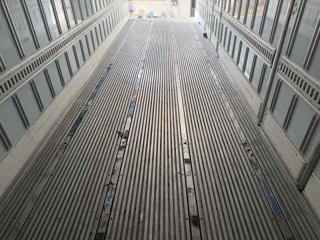 日野 プロフィア 大型 冷蔵冷凍バン 2DG-FW1AHG(102072) 16枚目