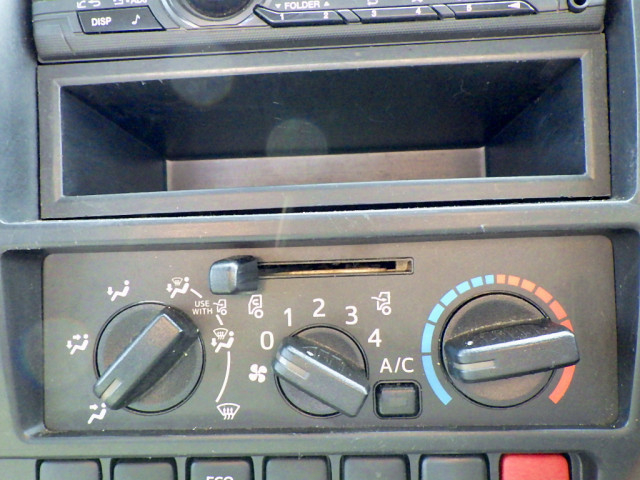 トヨタ ダイナ 小型 平ボディ（クレーン付） 2RG-XZU710(102071) 20枚目