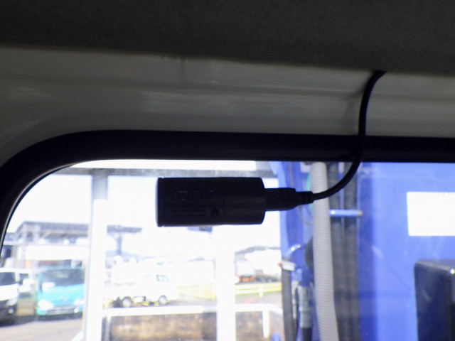 トヨタ ダイナ 小型 平ボディ（クレーン付） 2RG-XZU710(102071) 24枚目