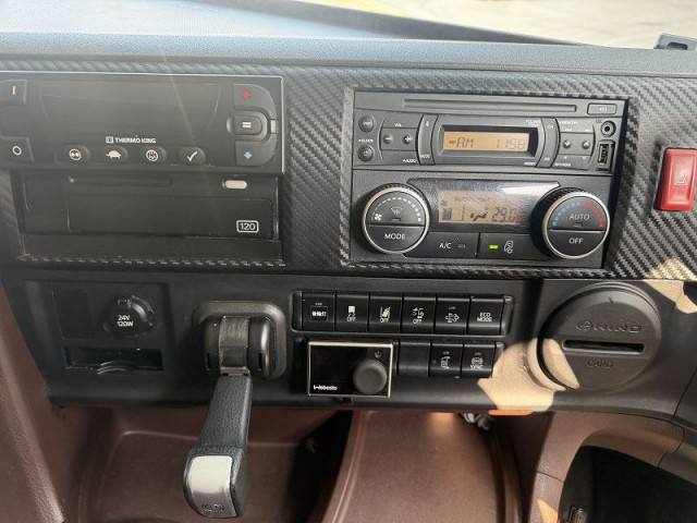 日野 プロフィア 大型 冷蔵冷凍バン 2DG-FW1AHG(102072) 32枚目