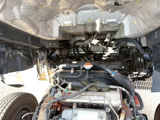 日野 レンジャー 中型 冷蔵冷凍バン 2KG-FC2ABG(102075) 26枚目