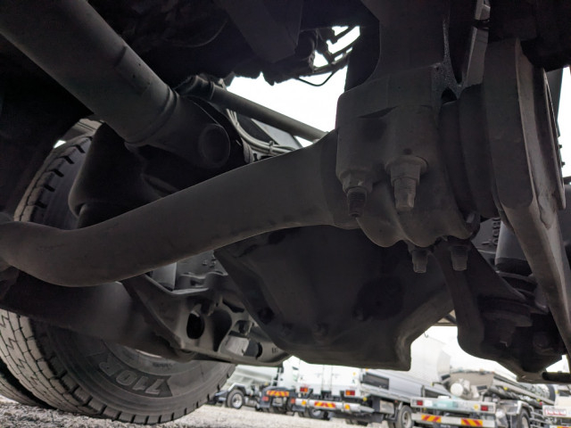 日野 プロフィア 大型 トラクタ 2DG-SH1EDGG(102078) 17枚目