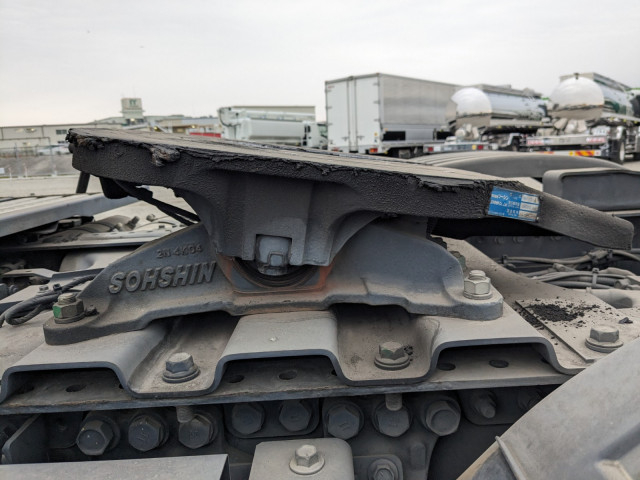 日野 プロフィア 大型 トラクタ 2DG-SH1EDGG(102078) 19枚目