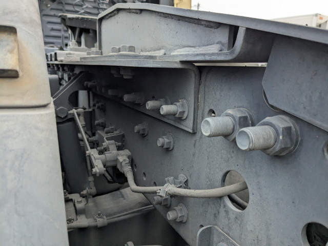 日野 プロフィア 大型 トラクタ 2DG-SH1EDGG(102078) 21枚目