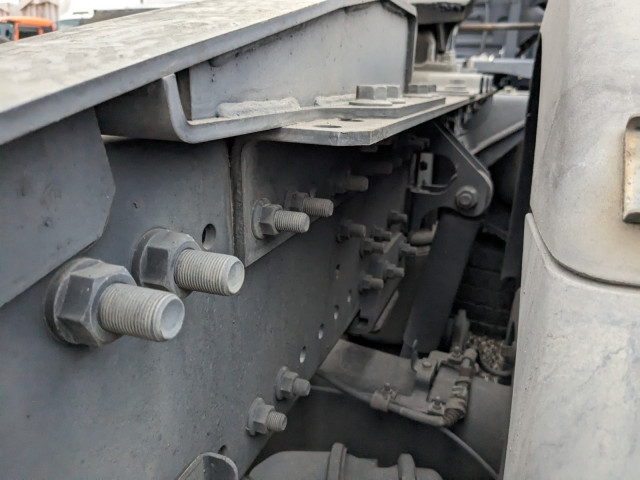 日野 プロフィア 大型 トラクタ 2DG-SH1EDGG(102078) 26枚目