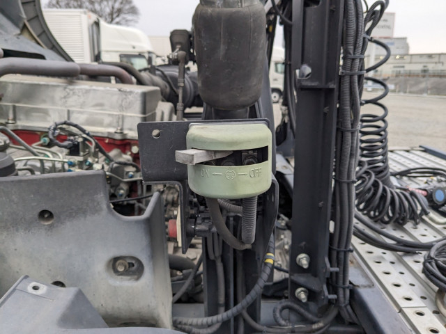 日野 プロフィア 大型 トラクタ 2DG-SH1EDGG(102078) 35枚目