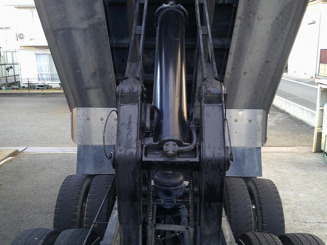 いすゞ ギガ 大型 土砂ダンプ 2PG-CXZ77CT(102079) 19枚目