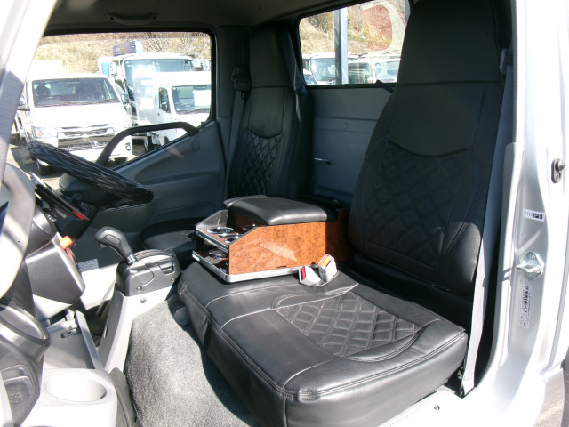 トヨタ トヨエース 小型 平ボディ TPG-XZU645(102081) 14枚目