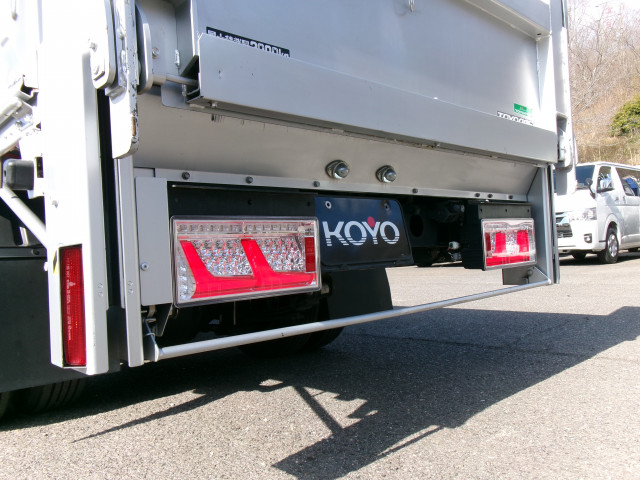 トヨタ トヨエース 小型 平ボディ TPG-XZU645(102081) 20枚目