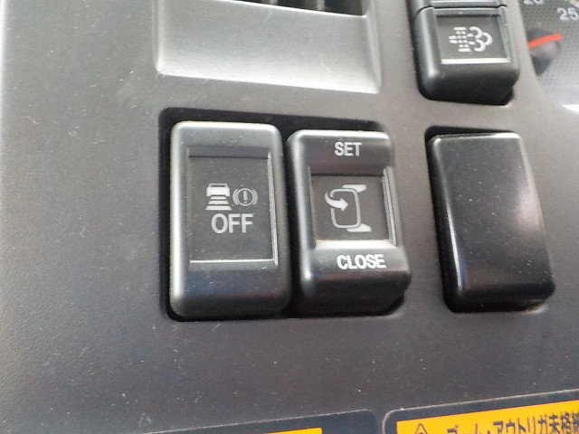 いすゞ フォワード 中型 平ボディ（クレーン付） 2PG-FRR90S1(102080) 44枚目