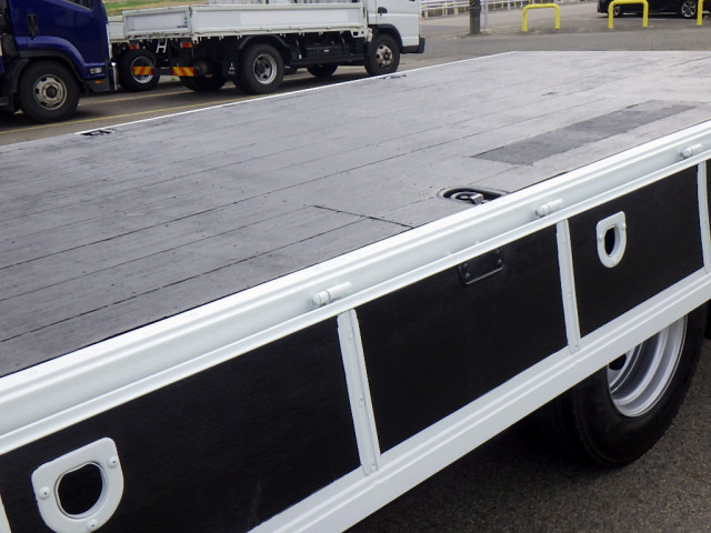 三菱ふそう キャンター 小型 平ボディ 2PG-FED90(102084) 9枚目