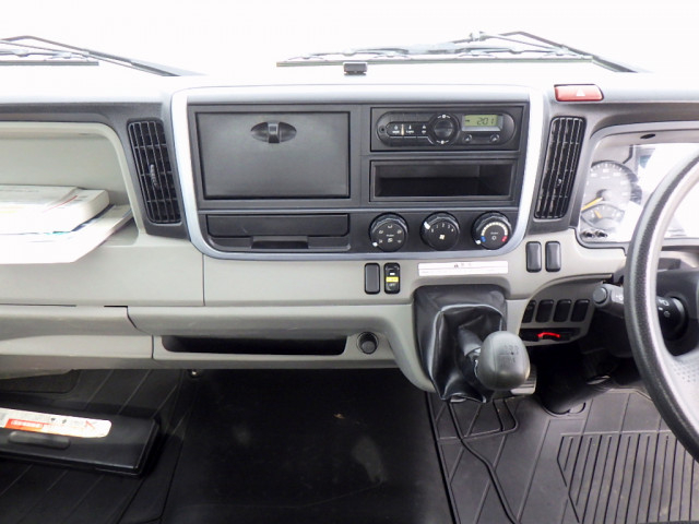 三菱ふそう キャンター 小型 平ボディ 2PG-FED90(102084) 13枚目