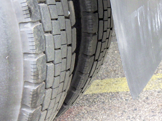 三菱ふそう キャンター 小型 平ボディ 2PG-FED90(102084) 28枚目