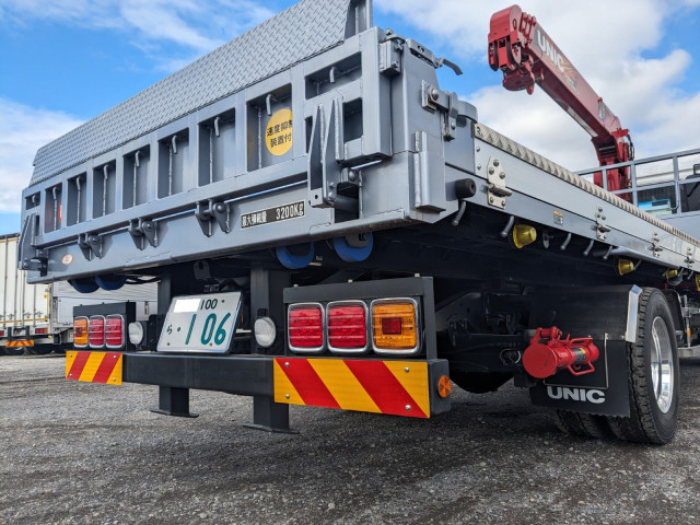 UDトラックス（日産） コンドル 増トン 平ボディ（クレーン付） TKG-LK39N(102086) 7枚目