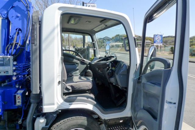 いすゞ エルフ 小型 平ボディ（クレーン付） TPG-NPR85N(102085) 28枚目