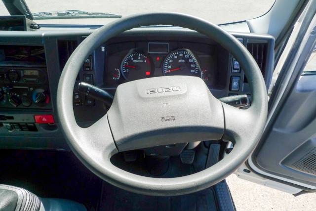 いすゞ エルフ 小型 平ボディ（クレーン付） TPG-NPR85N(102085) 31枚目